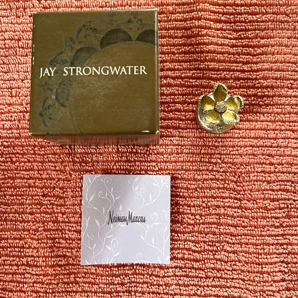 Gold Flower Hinged Trinket Box Jay Strongwater